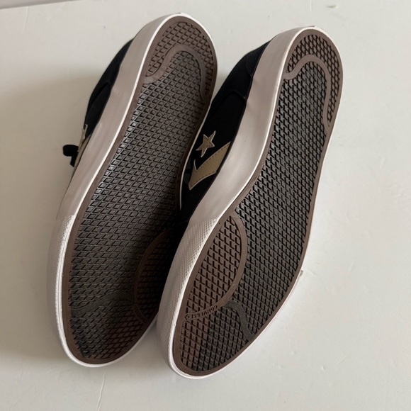 Converse Sneakers Black and Tan Sneakers men 11.5 women 13 - Picture 8 of 12